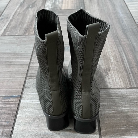 Everlane Olive Ankle Boots - Picture 5 of 13